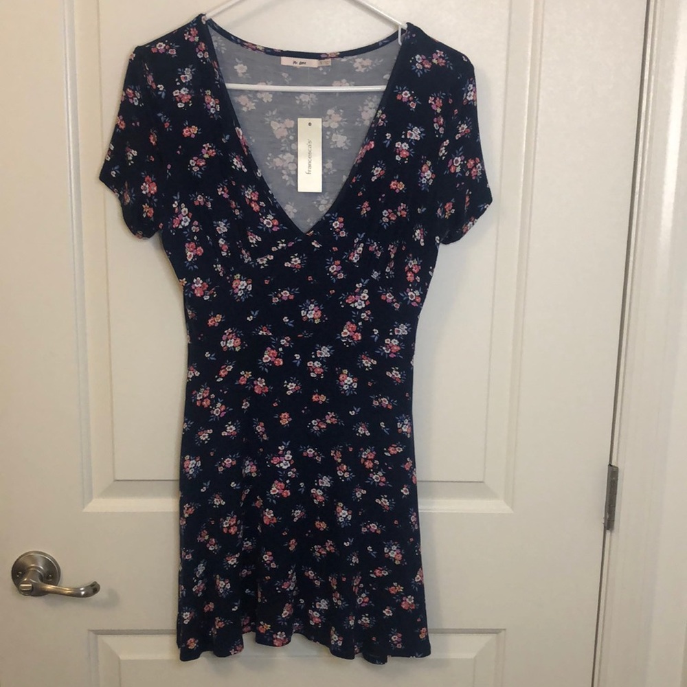 FLORAL DRESS SIZE SMALL (big girl) - Picture 1 of 2
